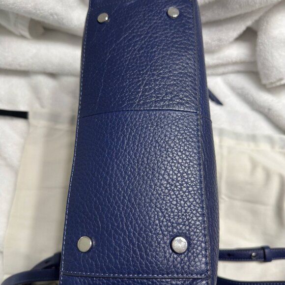 Like New Radley London De Beauvoir navy handbag - Picture 6 of 15
